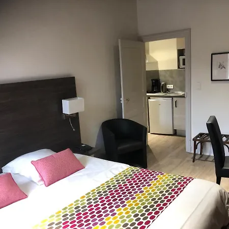 Montespan Hotel 3*