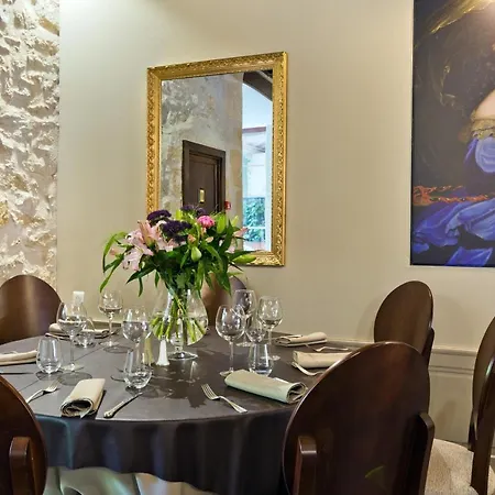 Montespan Hotel 3*